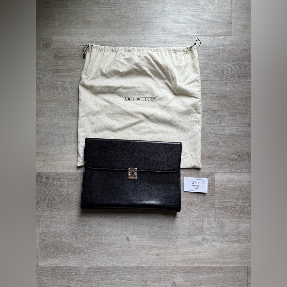 VICTOR HUGO Made In Brazil Vintage Taiga Leather Black Portfolio Case